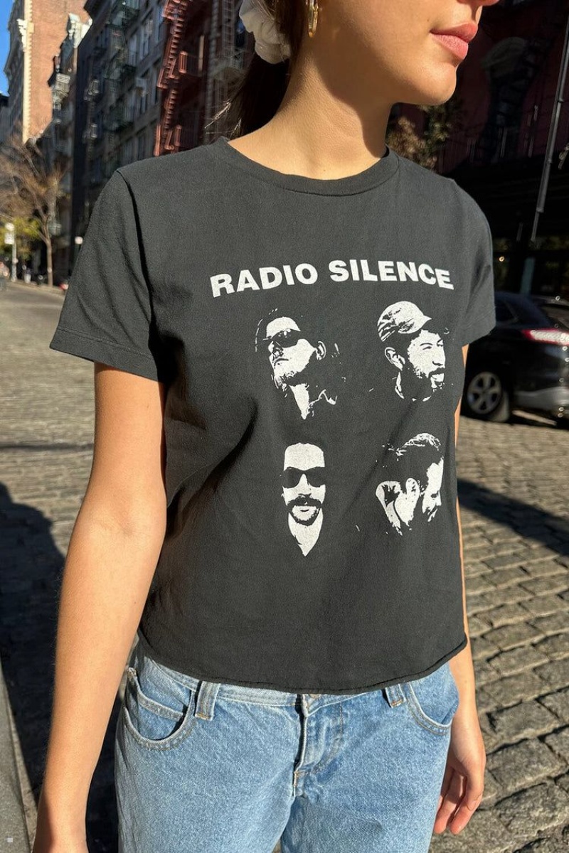 T-Shirt Brandy Melville Chloe Radio Silence Faces Noir | ZED-11915516